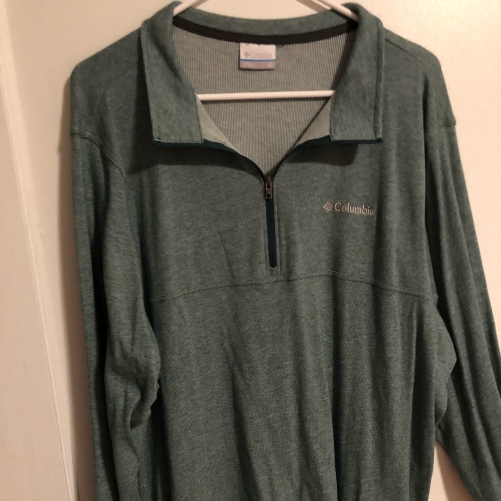 Columbia pullover